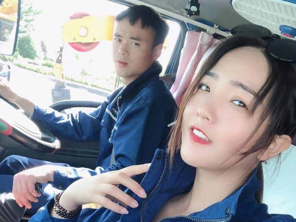 1号信赖 是90后网红更是“麦客” ,琪悦为何选择江淮德沃斯走南闯北 - 第1张 - 提加商用车网 1号信赖 是90后网红更是“麦客” ,琪悦为何选择江淮德沃斯走南闯北 - 第1张