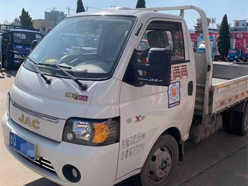 1号信赖 舒适又省油 临沂杨师傅说江淮恺达是他的致富神器 - 第3张 - 提加商用车网 1号信赖 舒适又省油 临沂杨师傅说江淮恺达是他的致富神器 - 第3张