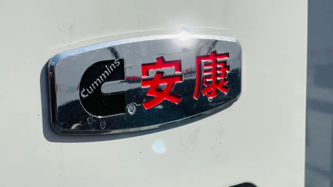 江淮帅铃智尊版暨冷链1号 帅铃冰博士新品,星耀上市! - 第4张 - 提加商用车网 江淮帅铃智尊版暨冷链1号 帅铃冰博士新品,星耀上市! - 第4张