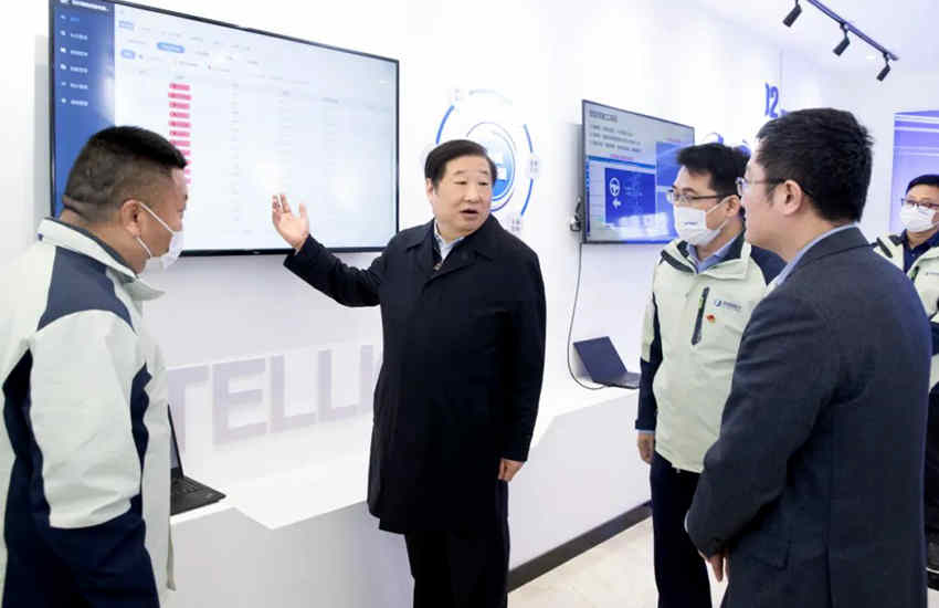 谭旭光：“疯子”精神能创造奇迹！