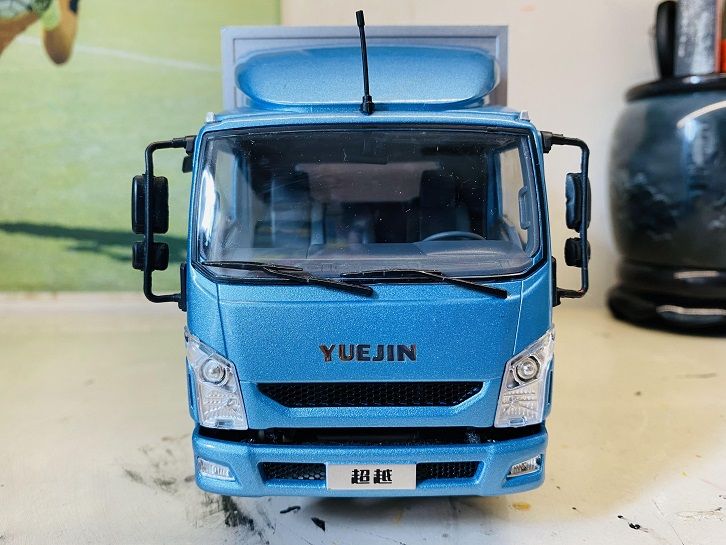 精品轻卡模型之一,1:24 上汽跃进超越C300轻卡模型实拍 - 第1张 - 提加商用车网 精品轻卡模型之一,1:24 上汽跃进超越C300轻卡模型实拍 - 第1张