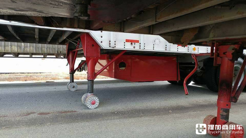 睡在发动机舱、工具箱,为了让卡车司机睡得好,前人原来做了这么多尝试? - 第11张 - 提加商用车网 睡在发动机舱、工具箱,为了让卡车司机睡得好,前人原来做了这么多尝试? - 第11张