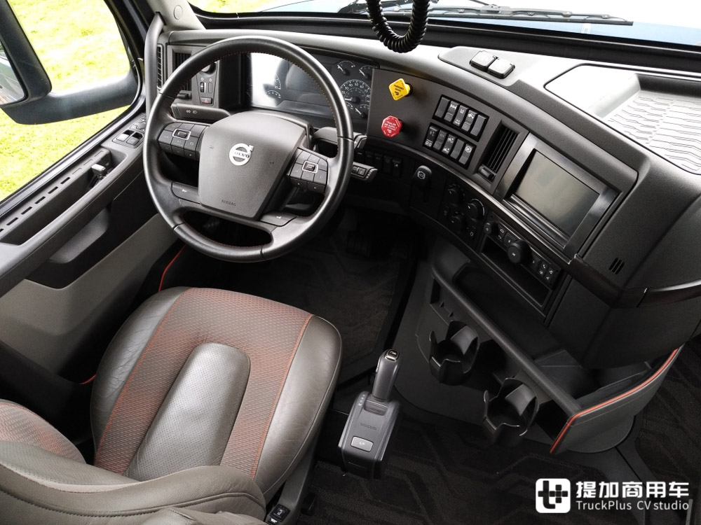 美国长头卡车生活舱能有多舒适?实拍沃尔沃VNL 860长头卡车告诉您 - 第15张 - 提加商用车网 美国长头卡车生活舱能有多舒适?实拍沃尔沃VNL 860长头卡车告诉您 - 第15张