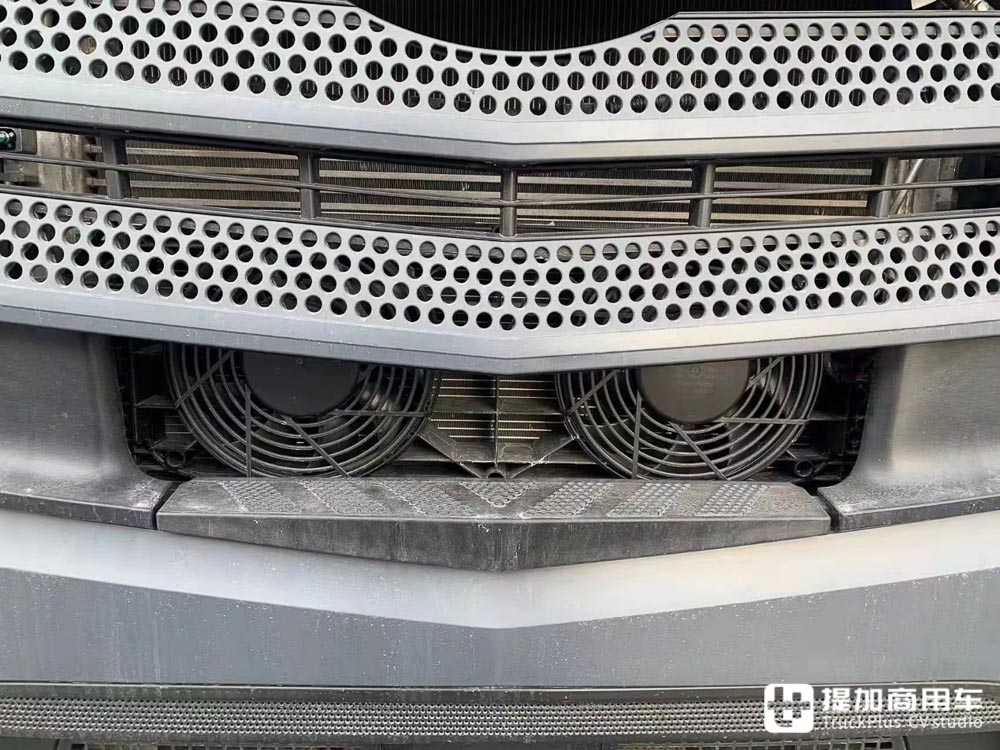 命名为奔驰Actros C,配康明斯X12发动机,国产奔驰卡车配置信息确认 - 第6张 - 提加商用车网 命名为奔驰Actros C,配康明斯X12发动机,国产奔驰卡车配置信息确认 - 第6张