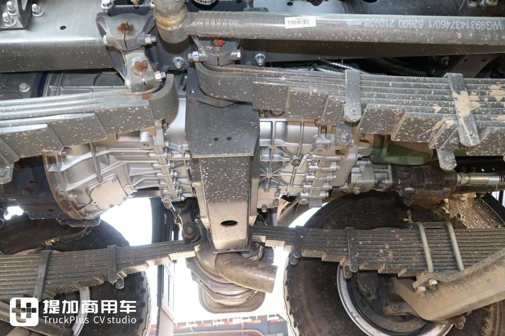 配潍柴12升国六发动机,还带侧面OK窗,金标豪沃TX430渣土车实拍 - 第15张 - 提加商用车网 配潍柴12升国六发动机,还带侧面OK窗,金标豪沃TX430渣土车实拍 - 第15张
