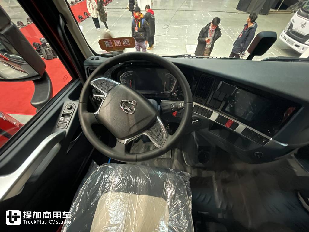 乘龙H5超轻版实拍评测 如何做到自重7.5吨? - 第15张 - 提加商用车网 乘龙H5超轻版实拍评测 如何做到自重7.5吨? - 第15张