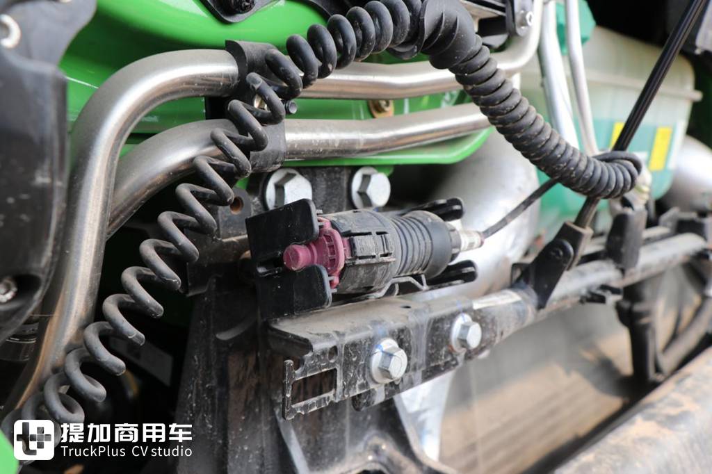 配潍柴12升国六发动机,还带侧面OK窗,金标豪沃TX430渣土车实拍 - 第2张 - 提加商用车网 配潍柴12升国六发动机,还带侧面OK窗,金标豪沃TX430渣土车实拍 - 第2张