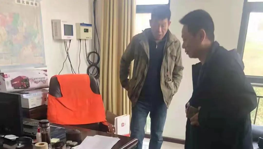 走市场访客户,为东风华神牵引车销量提升奋勇前进 - 第2张 - 提加商用车网 走市场访客户,为东风华神牵引车销量提升奋勇前进 - 第2张