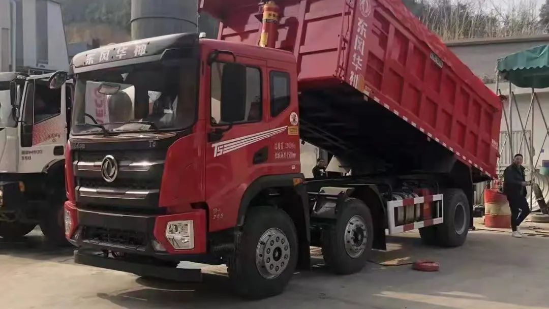 走市场访客户,为东风华神牵引车销量提升奋勇前进 - 第4张 - 提加商用车网 走市场访客户,为东风华神牵引车销量提升奋勇前进 - 第4张