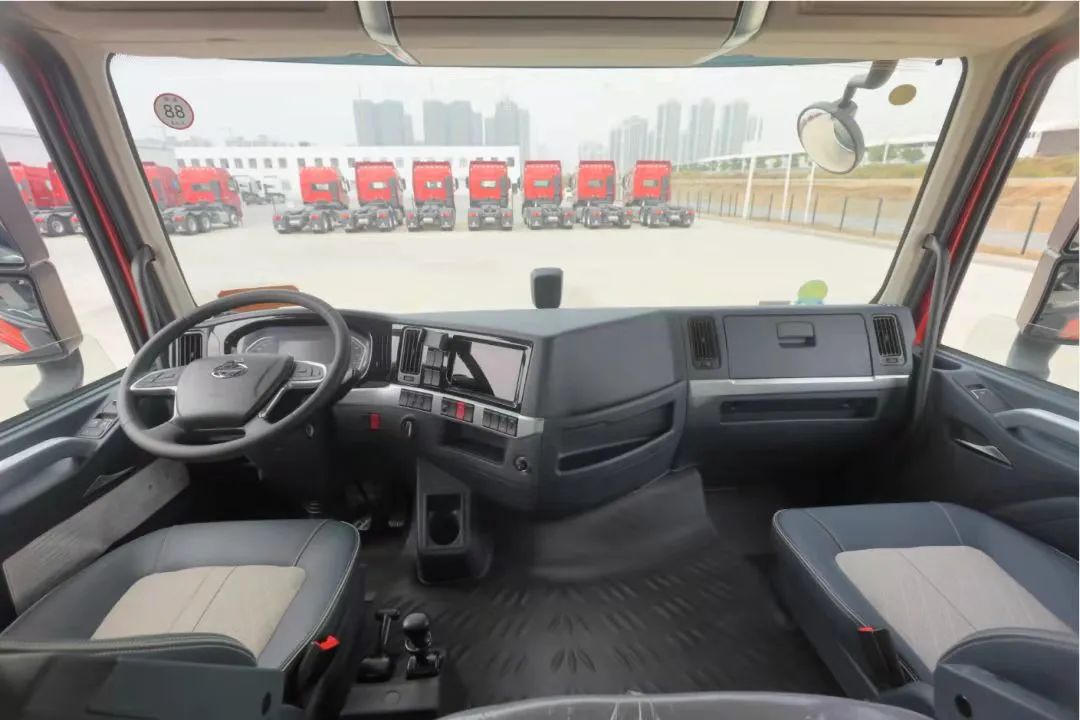 乘龙H5超轻版AMT牵引车 | 高油价、低运价,轻量节油才赚钱! - 第3张 - 提加商用车网 乘龙H5超轻版AMT牵引车 | 高油价、低运价,轻量节油才赚钱! - 第3张