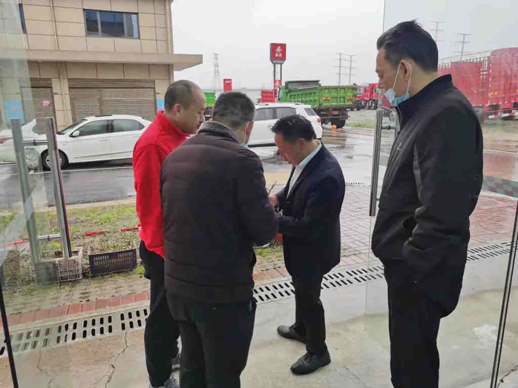 可靠的产品+不懈的努力,最终赢得岳阳自卸客户认可 - 第2张 - 提加商用车网 可靠的产品+不懈的努力,最终赢得岳阳自卸客户认可 - 第2张