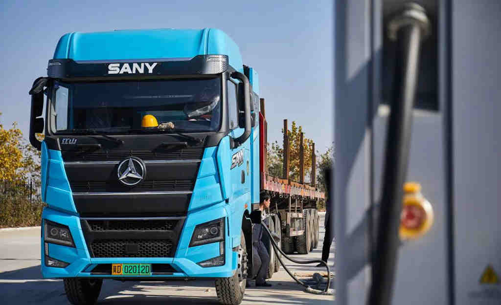 在电动汽车百人会引关注,江山EV550实力藏不住! - 第3张 - 提加商用车网 在电动汽车百人会引关注,江山EV550实力藏不住! - 第3张