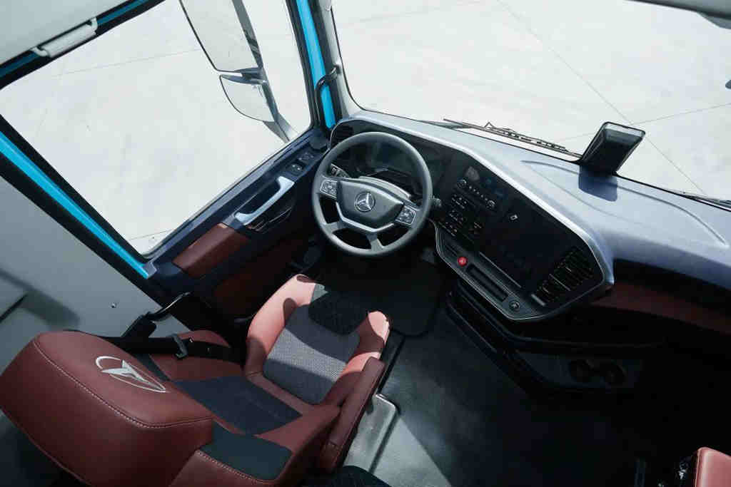 在电动汽车百人会引关注,江山EV550实力藏不住! - 第5张 - 提加商用车网 在电动汽车百人会引关注,江山EV550实力藏不住! - 第5张