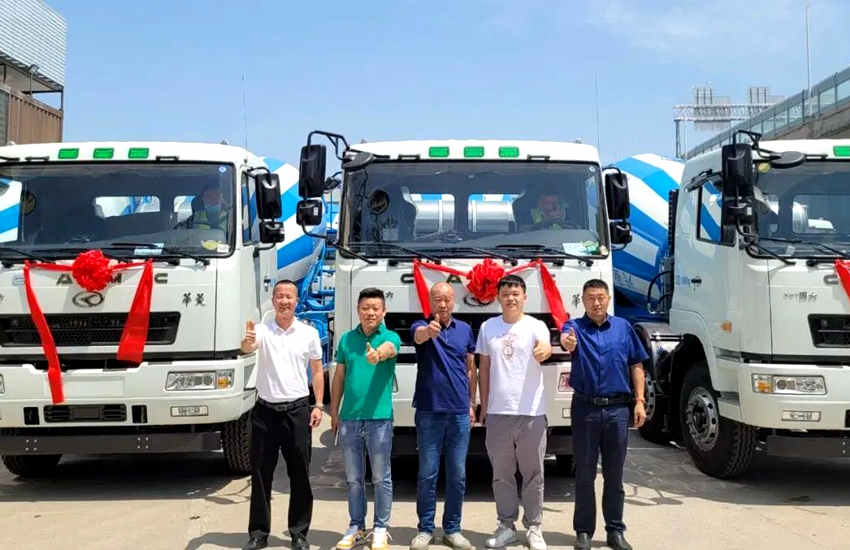 “买搅拌车，就选星马！” 8年老客户再提30辆星马搅拌车