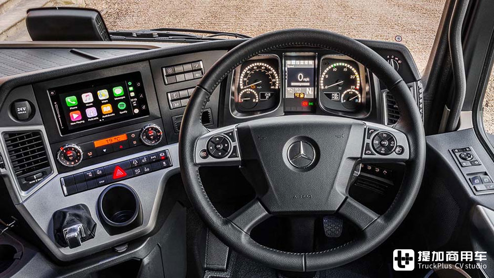 限量15台的超稀有车型领衔,奔驰Actros限量卡车盘点(下) - 第11张 - 提加商用车网 限量15台的超稀有车型领衔,奔驰Actros限量卡车盘点(下) - 第11张