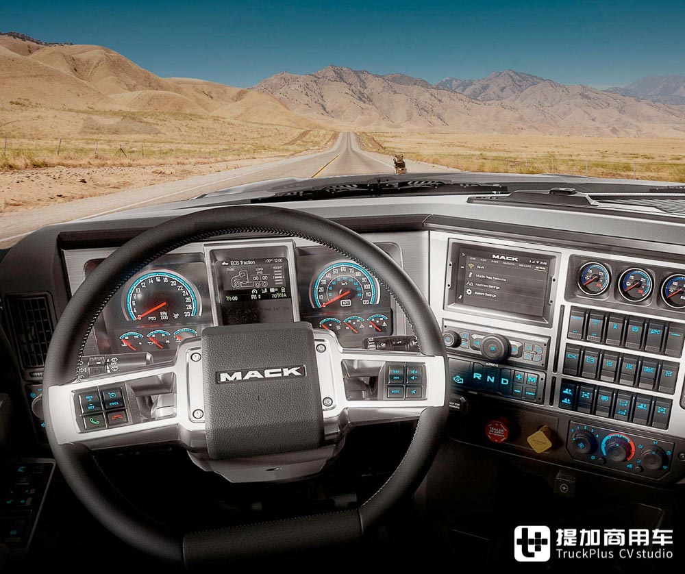 最豪华的美式生活舱之一，也是美国市场上最热销的8级重卡，马克Anthem卡车实拍 - 第16张