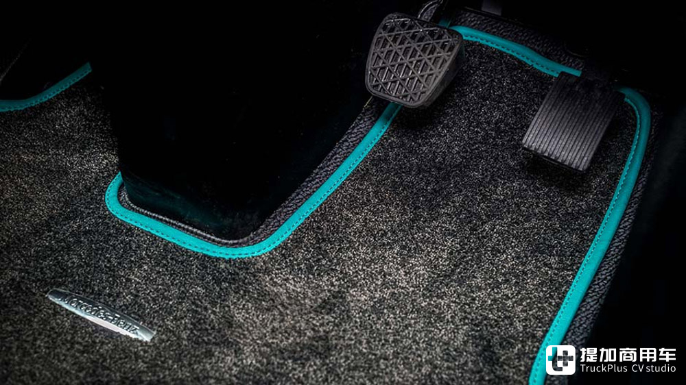 限量15台的超稀有车型领衔,奔驰Actros限量卡车盘点(下) - 第19张 - 提加商用车网 限量15台的超稀有车型领衔,奔驰Actros限量卡车盘点(下) - 第19张