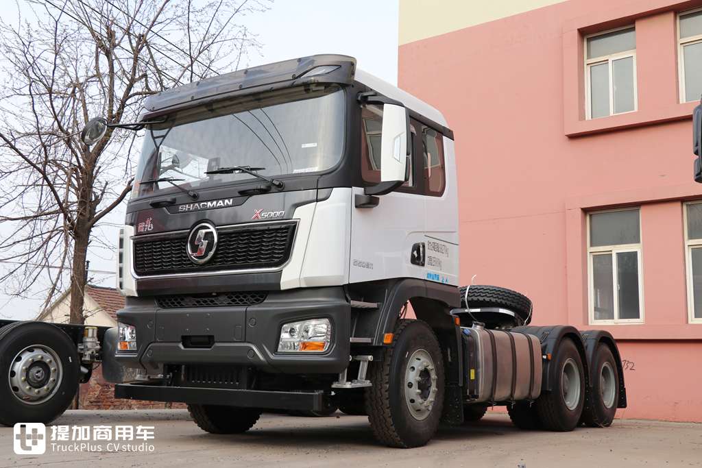 陕汽:造准大件运输卡车,我们就没有输过,带您看德龙X5000准大件牵引车的新实力 - 第1张 - 提加商用车网 陕汽:造准大件运输卡车,我们就没有输过,带您看德龙X5000准大件牵引车的新实力 - 第1张