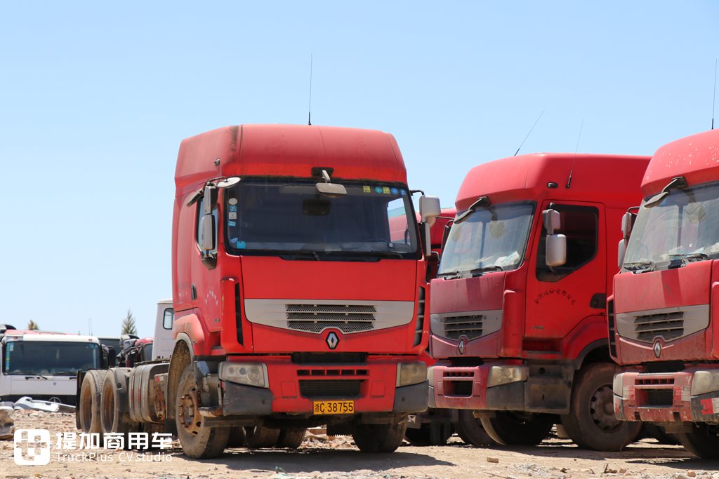 实拍退役的雷诺普雷米姆卡车,在国内跑了150多万公里,但知道它的人不多 - 第1张 - 提加商用车网 实拍退役的雷诺普雷米姆卡车,在国内跑了150多万公里,但知道它的人不多 - 第1张