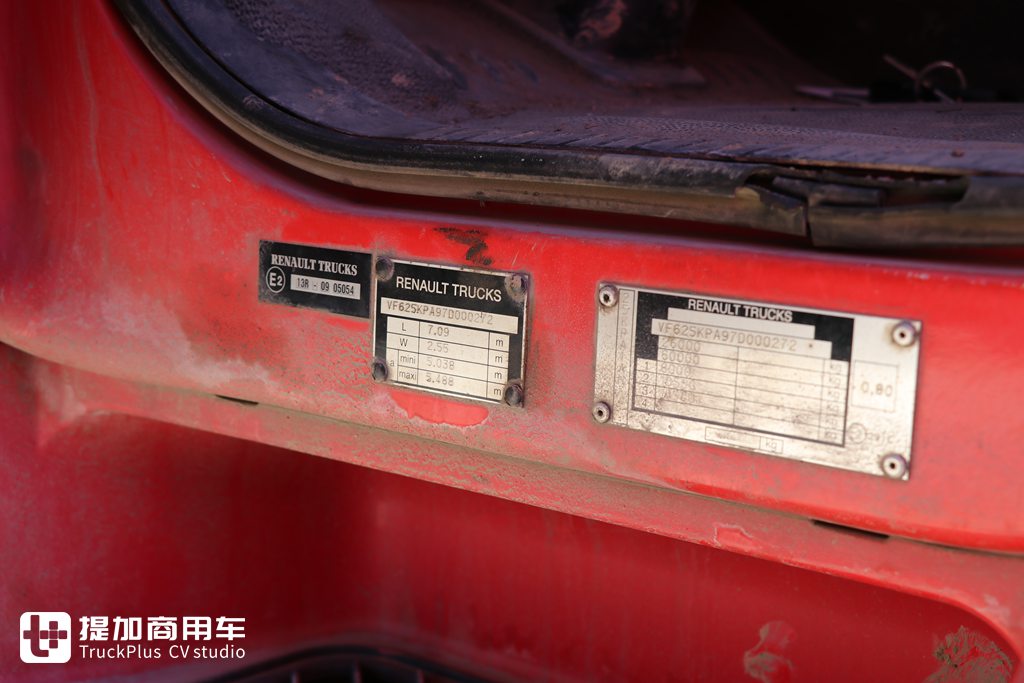 实拍退役的雷诺普雷米姆卡车,在国内跑了150多万公里,但知道它的人不多 - 第10张 - 提加商用车网 实拍退役的雷诺普雷米姆卡车,在国内跑了150多万公里,但知道它的人不多 - 第10张