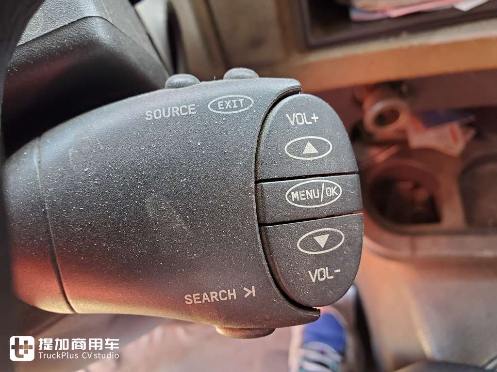 实拍退役的雷诺普雷米姆卡车,在国内跑了150多万公里,但知道它的人不多 - 第13张 - 提加商用车网 实拍退役的雷诺普雷米姆卡车,在国内跑了150多万公里,但知道它的人不多 - 第13张