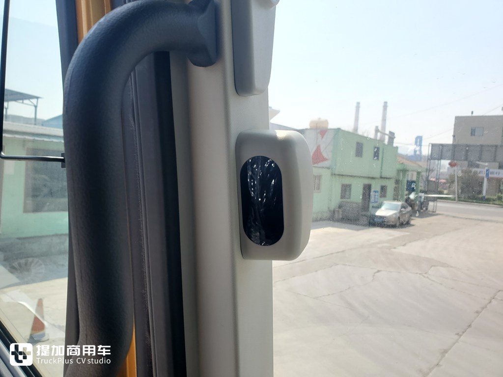 三线重卡中的佼佼者?徐工最新推出的旗舰车型——漢風P9牵引车实拍 - 第17张 - 提加商用车网 三线重卡中的佼佼者?徐工最新推出的旗舰车型——漢風P9牵引车实拍 - 第17张