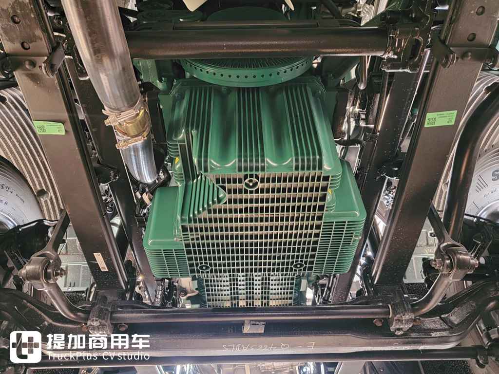 最高660马力,解放新款15升排量发动机加入,再带您看看解放鹰途牵引车的底盘配置 - 第1张 - 提加商用车网 最高660马力,解放新款15升排量发动机加入,再带您看看解放鹰途牵引车的底盘配置 - 第1张