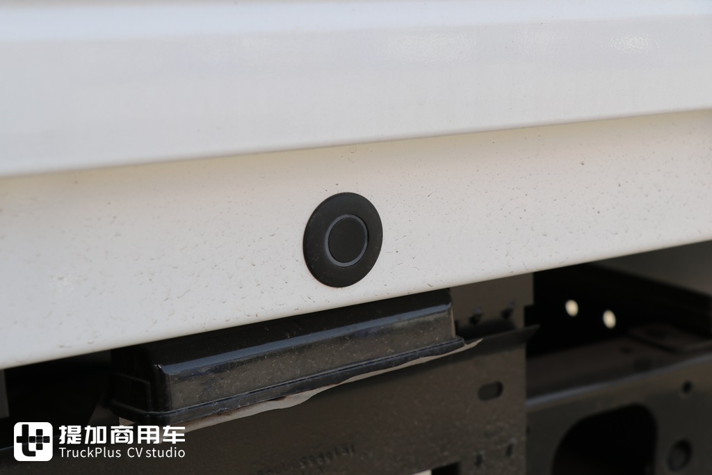 福田奥铃M卡实拍,作为一款高端定制小卡,这配置真能抓年轻人的心 - 第21张 - 提加商用车网 福田奥铃M卡实拍,作为一款高端定制小卡,这配置真能抓年轻人的心 - 第21张