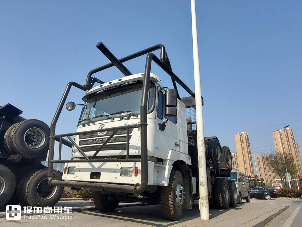 后八轮挂车可以折叠到主车上,陕汽德龙出口版重型木材运输车实拍 - 第23张 - 提加商用车网 后八轮挂车可以折叠到主车上,陕汽德龙出口版重型木材运输车实拍 - 第23张