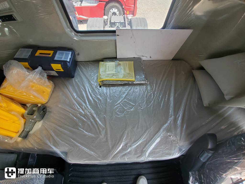 三线重卡中的佼佼者?徐工最新推出的旗舰车型——漢風P9牵引车实拍 - 第24张 - 提加商用车网 三线重卡中的佼佼者?徐工最新推出的旗舰车型——漢風P9牵引车实拍 - 第24张