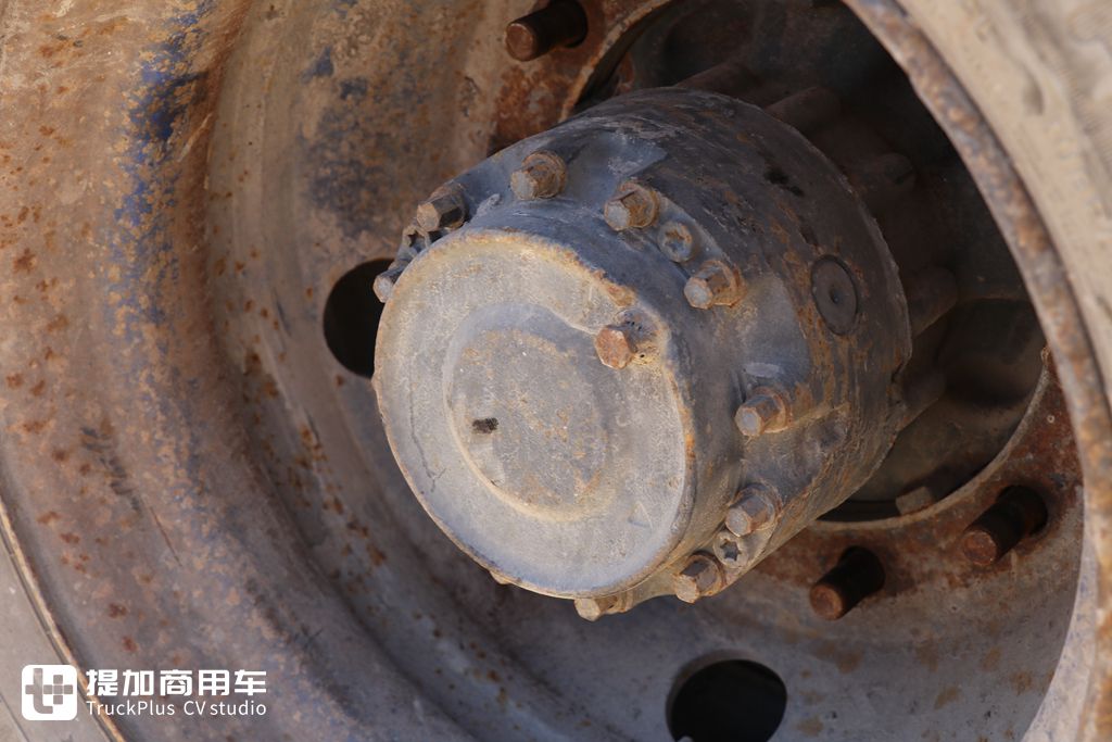 实拍退役的雷诺普雷米姆卡车,在国内跑了150多万公里,但知道它的人不多 - 第25张 - 提加商用车网 实拍退役的雷诺普雷米姆卡车,在国内跑了150多万公里,但知道它的人不多 - 第25张