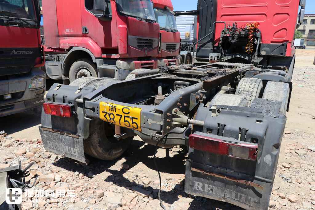 实拍退役的雷诺普雷米姆卡车,在国内跑了150多万公里,但知道它的人不多 - 第27张 - 提加商用车网 实拍退役的雷诺普雷米姆卡车,在国内跑了150多万公里,但知道它的人不多 - 第27张