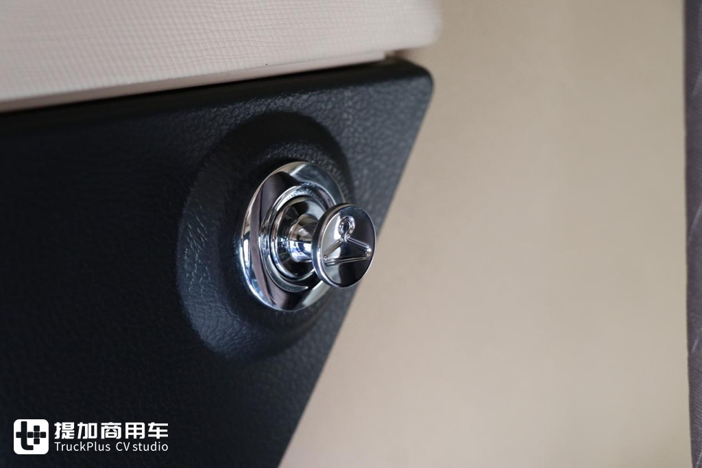 以科技重新定义中国重卡,欧曼银河做到了吗?实拍带你好好看看 - 第28张 - 提加商用车网 以科技重新定义中国重卡,欧曼银河做到了吗?实拍带你好好看看 - 第28张