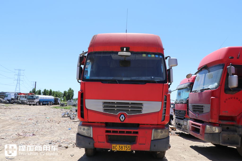 实拍退役的雷诺普雷米姆卡车,在国内跑了150多万公里,但知道它的人不多 - 第3张 - 提加商用车网 实拍退役的雷诺普雷米姆卡车,在国内跑了150多万公里,但知道它的人不多 - 第3张