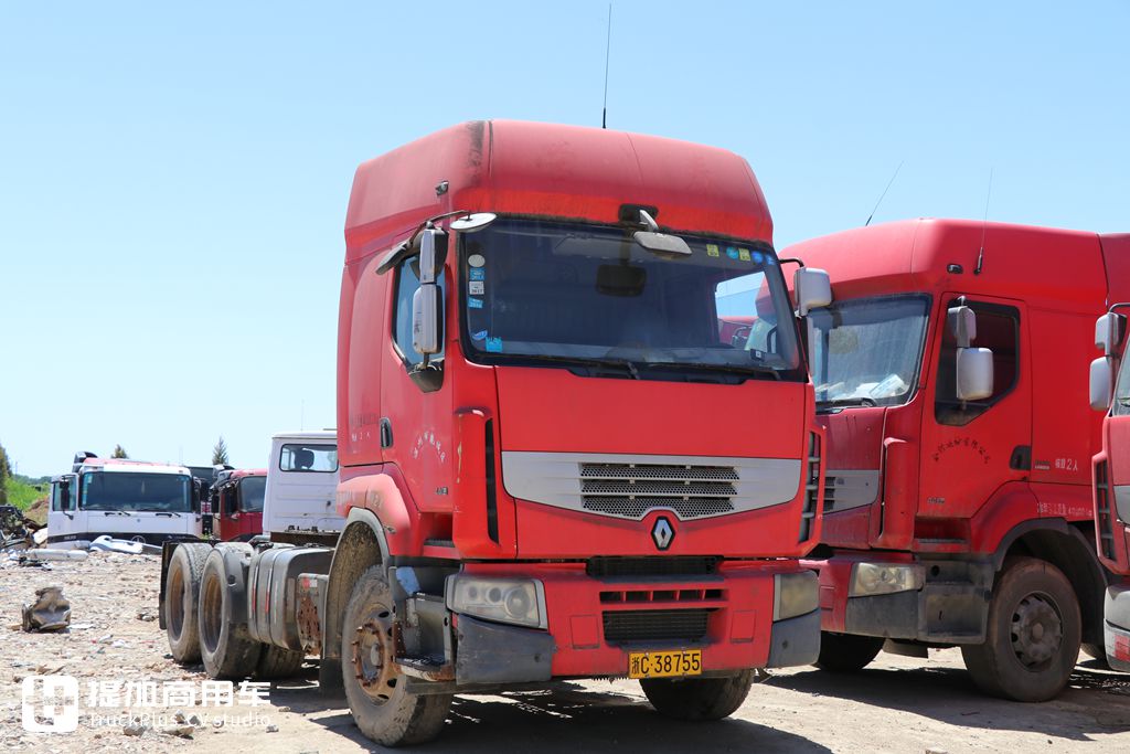 实拍退役的雷诺普雷米姆卡车,在国内跑了150多万公里,但知道它的人不多 - 第30张 - 提加商用车网 实拍退役的雷诺普雷米姆卡车,在国内跑了150多万公里,但知道它的人不多 - 第30张
