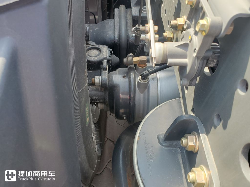 三线重卡中的佼佼者?徐工最新推出的旗舰车型——漢風P9牵引车实拍 - 第33张 - 提加商用车网 三线重卡中的佼佼者?徐工最新推出的旗舰车型——漢風P9牵引车实拍 - 第33张