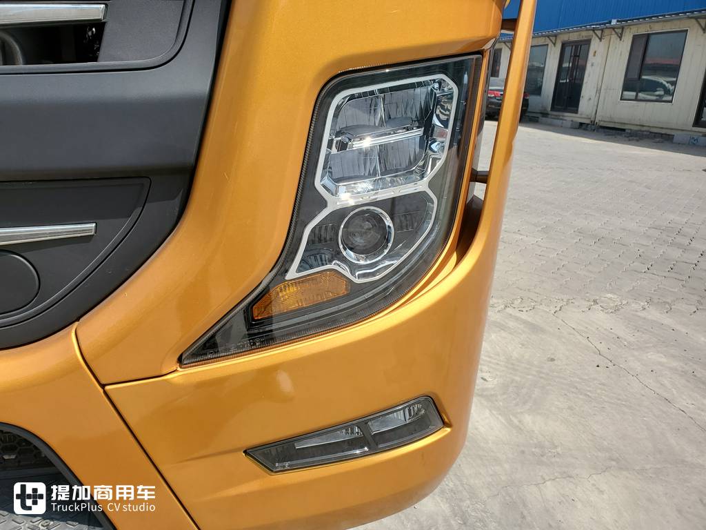 三线重卡中的佼佼者?徐工最新推出的旗舰车型——漢風P9牵引车实拍 - 第5张 - 提加商用车网 三线重卡中的佼佼者?徐工最新推出的旗舰车型——漢風P9牵引车实拍 - 第5张