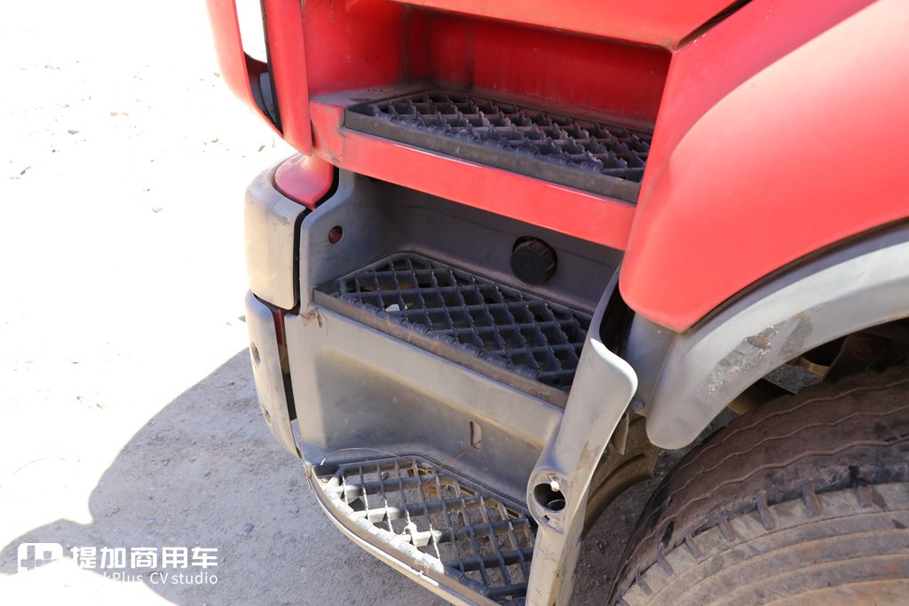 实拍退役的雷诺普雷米姆卡车,在国内跑了150多万公里,但知道它的人不多 - 第9张 - 提加商用车网 实拍退役的雷诺普雷米姆卡车,在国内跑了150多万公里,但知道它的人不多 - 第9张
