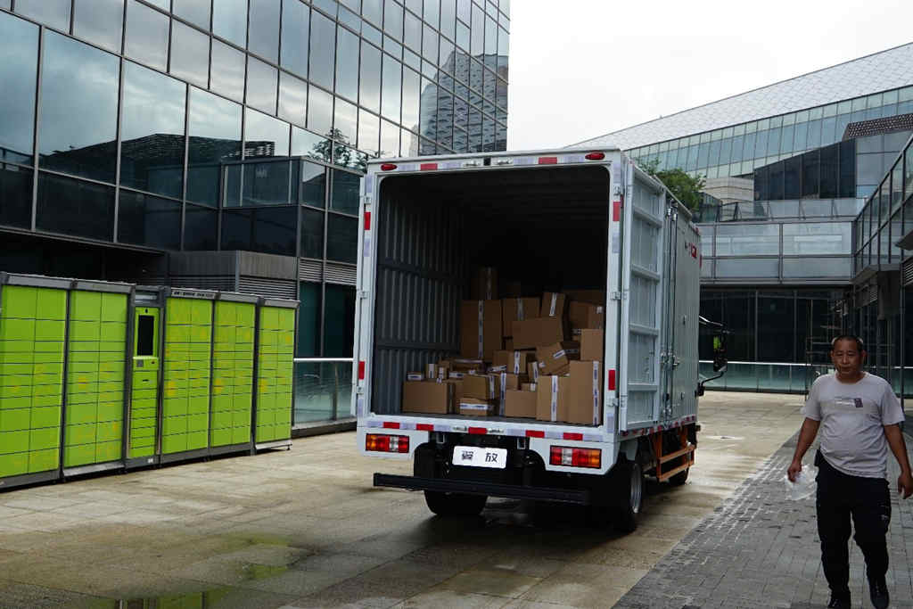 轻卡界劳模——江西五十铃翼放全勤助力五·一无休的卡车人 - 第5张 - 提加商用车网 轻卡界劳模——江西五十铃翼放全勤助力五·一无休的卡车人 - 第5张