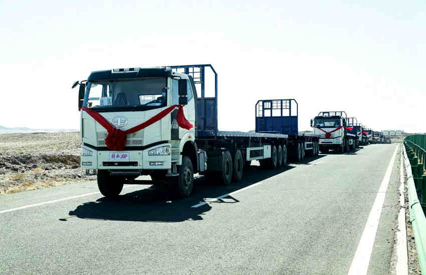 交车,209台解放卡车出口蒙古! - 第2张 - 提加商用车网 交车,209台解放卡车出口蒙古! - 第2张