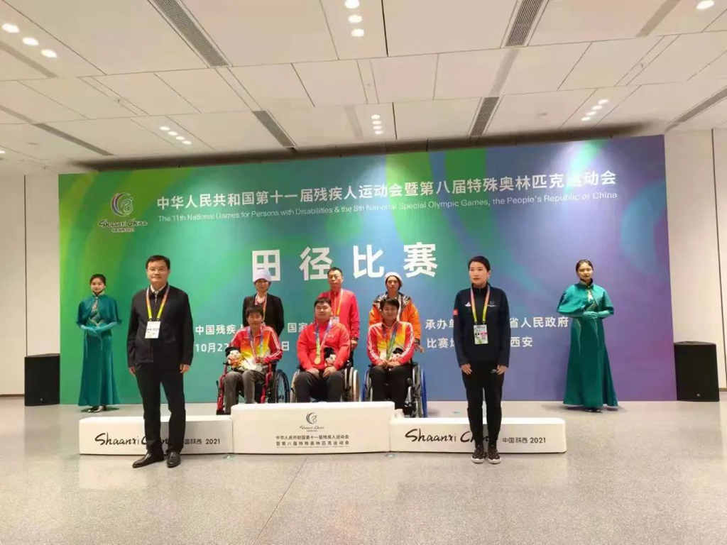 了不起!解放卡友坐在轮椅上,摘下金牌! - 第2张 - 提加商用车网 了不起!解放卡友坐在轮椅上,摘下金牌! - 第2张