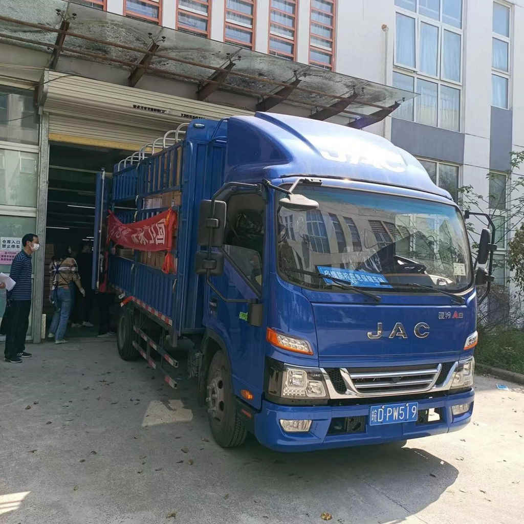 江淮卡友一家亲之JAC伴你行 淮南骏铃为隔离点运送防疫物资 - 第2张 - 提加商用车网 江淮卡友一家亲之JAC伴你行 淮南骏铃为隔离点运送防疫物资 - 第2张