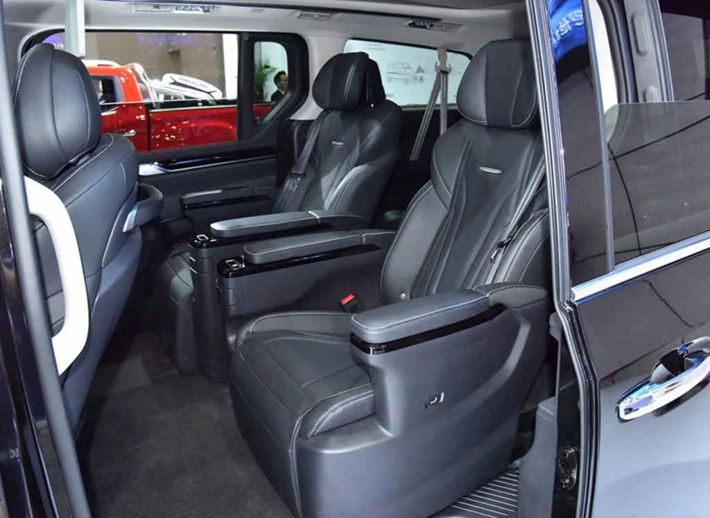 瑞风L6 MAX VS 大通G20 PLUS,谁将成为全场景商务出行首选? - 第8张 - 提加商用车网 瑞风L6 MAX VS 大通G20 PLUS,谁将成为全场景商务出行首选? - 第8张