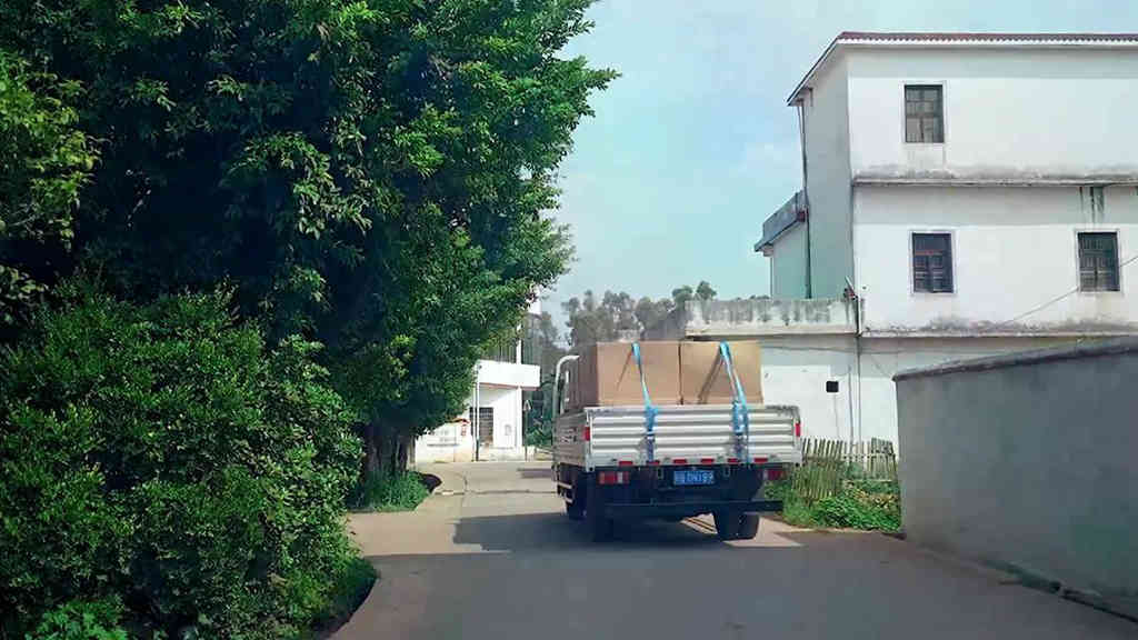 家具物流运输选什么车?来家具市场走一趟,我有了答案! - 第6张 - 提加商用车网 家具物流运输选什么车?来家具市场走一趟,我有了答案! - 第6张