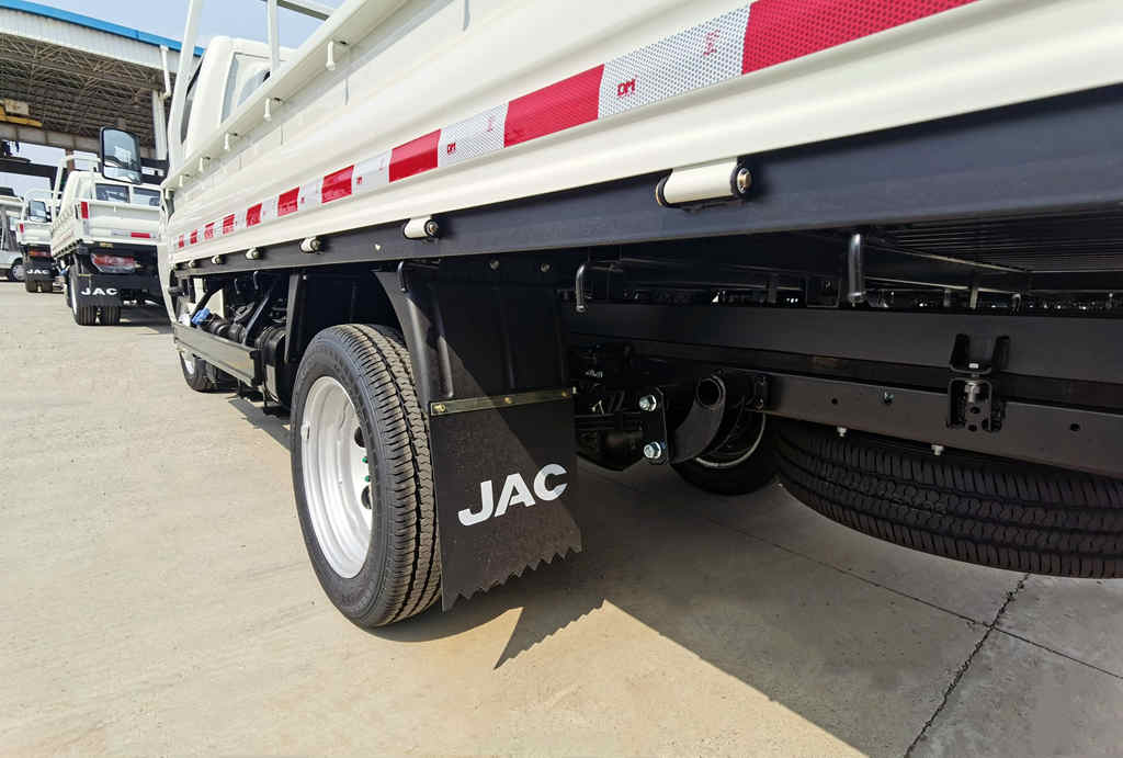 合规拉2.6吨！江淮恺达“小萌虎”千台发车，创富利器荣耀登场 - 第7张