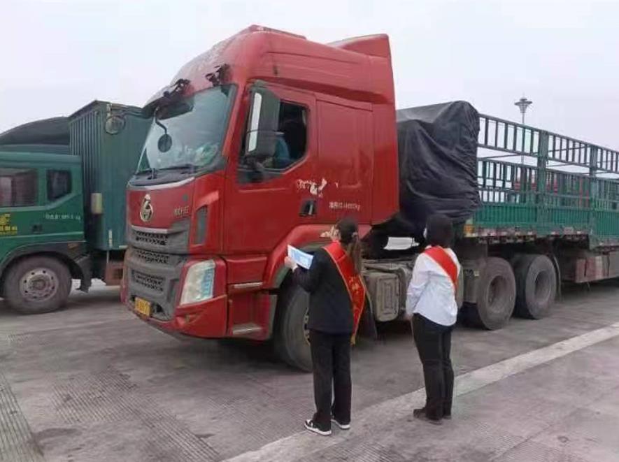 11000份生活物资送出,乘龙为广大卡友护航! - 第4张 - 提加商用车网 11000份生活物资送出,乘龙为广大卡友护航! - 第4张