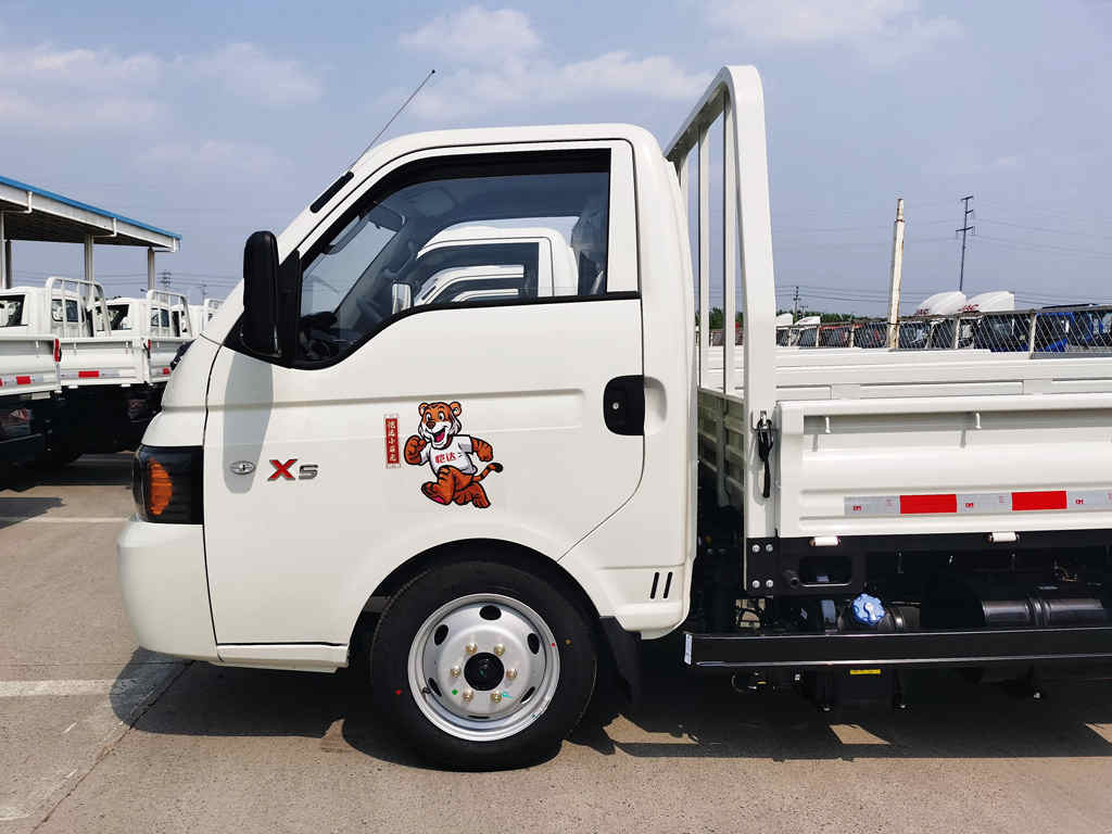 合规拉2.6吨！江淮恺达“小萌虎”千台发车，创富利器荣耀登场 - 第9张