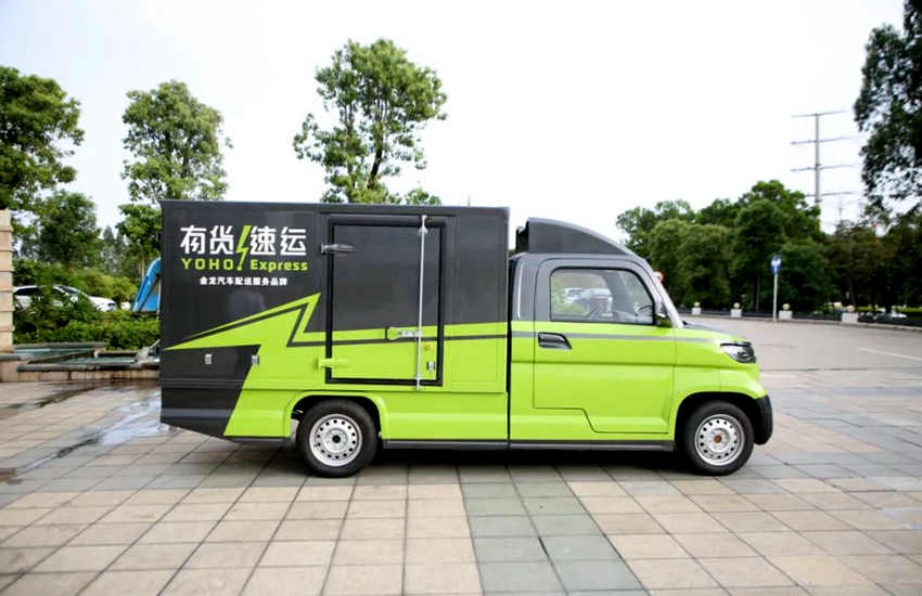 金龙城配小超人闪速登场！猜猜他是谁？