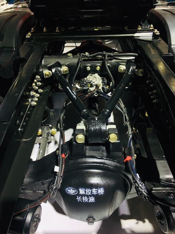 真车VS模型对比评测系列:很多人入手,带你看解放J6P模型好在哪里! - 第31张 - 提加商用车网 真车VS模型对比评测系列:很多人入手,带你看解放J6P模型好在哪里! - 第31张
