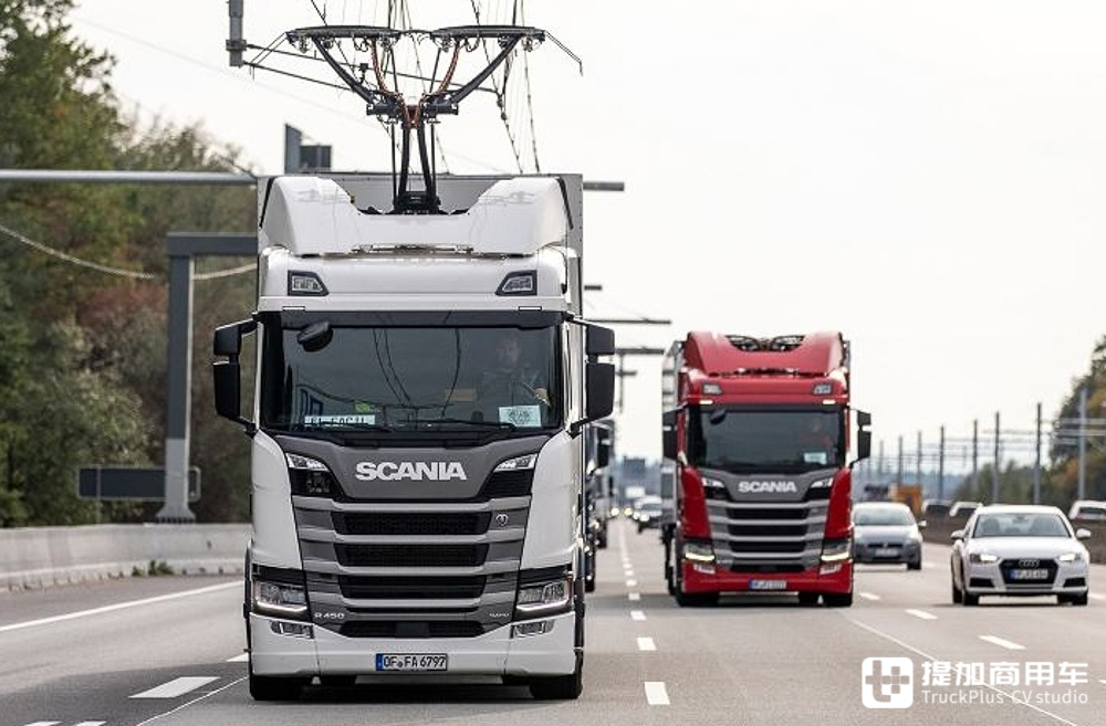 带受电弓的卡车你见过吗？斯堪尼亚R450 Hybrid实拍 - 第1张